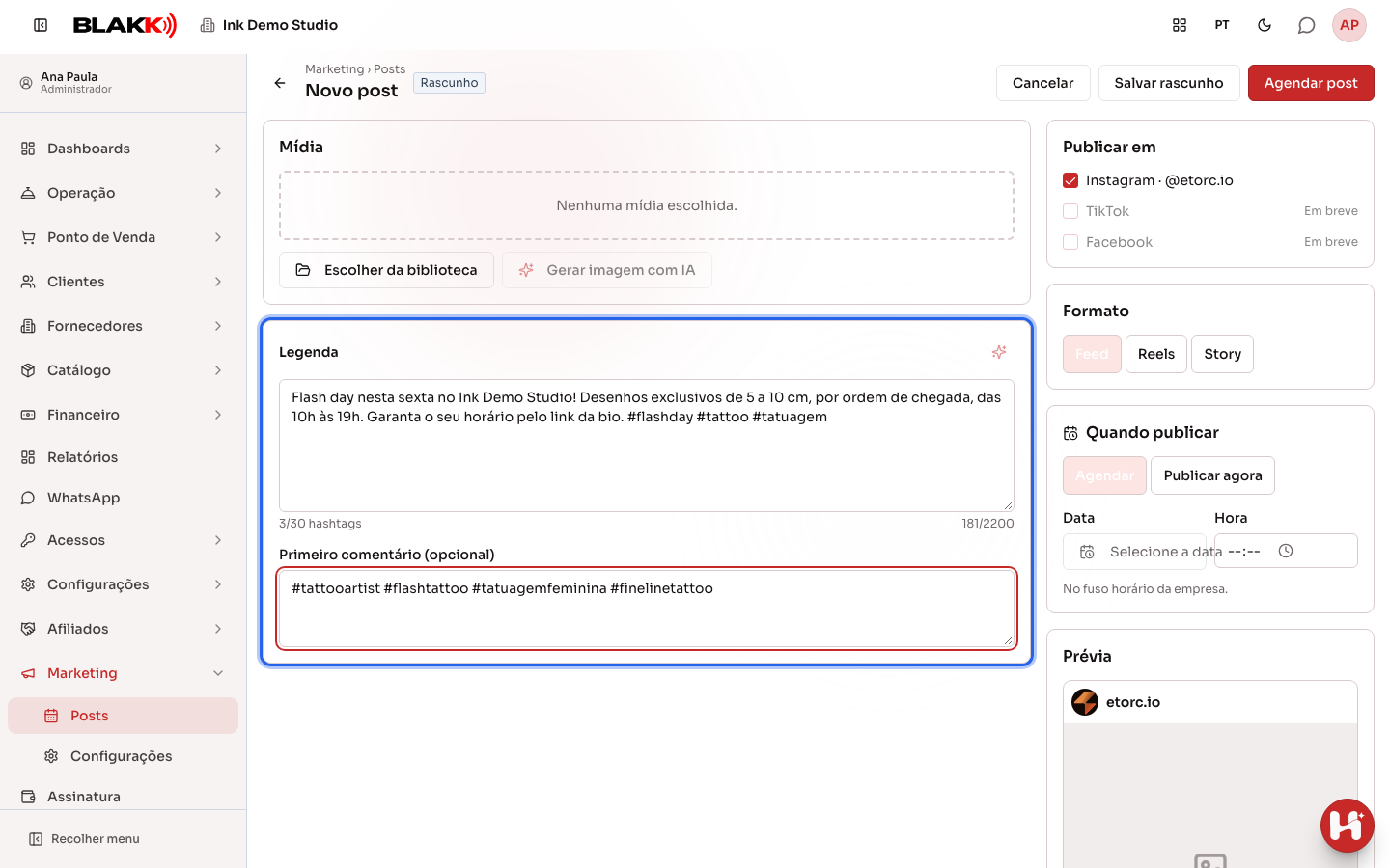 Legenda e primeiro comentário preenchidos, com os contadores de hashtags e de caracteres
